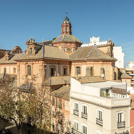 San Pablo Premium Suites Seville Exterior photo