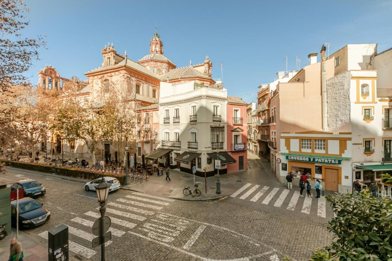 San Pablo Premium Suites Seville Exterior photo